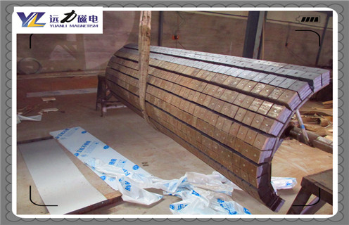 磁選機,濰坊哪家磁選機性價比高_鐵礦選礦濰坊哪家磁選機性價比高磁場一般為多少_磁塊如何排列  磁選機,濰坊哪家磁選機性價比高_鐵礦選礦濰坊哪家磁選機性價比高磁場一般為多少_磁塊如何排列