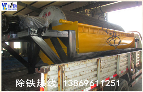 干式磁選機(jī),鐵礦干式磁選機(jī)開(kāi)啟量身定制生產(chǎn)模式_鐵礦干式磁選機(jī)開(kāi)啟量身定制生產(chǎn)模式發(fā)展工作視頻皮帶及結(jié)構(gòu)價(jià)格 干式磁選機(jī),鐵礦干式磁選機(jī)開(kāi)啟量身定制生產(chǎn)模式_鐵礦干式磁選機(jī)開(kāi)啟量身定制生產(chǎn)模式發(fā)展工作視頻皮帶及結(jié)構(gòu)價(jià)格