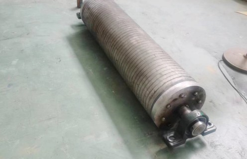 褐鐵礦強磁輥式磁選機(jī)，山東16000高斯褐鐵礦強磁磁選機(jī)_山東16000高斯褐鐵礦強磁磁選機(jī)報價及結(jié)構(gòu)_遠(yuǎn)力磁電廠家