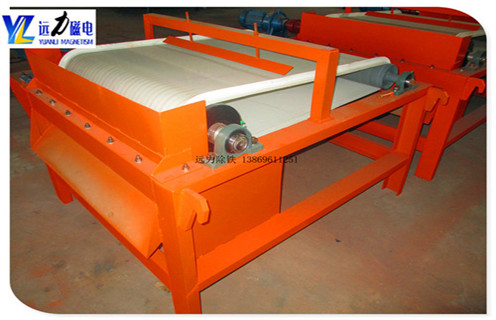 石英砂精選 活性炭干式強(qiáng)磁輥式磁選機(jī)15000高斯 石英砂精選 活性炭干式強(qiáng)磁輥式磁選機(jī)15000高斯